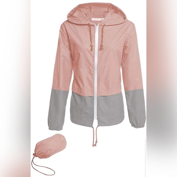 Lightweight Hooded Raincoat Waterproof Packable - Picture 1 of 3